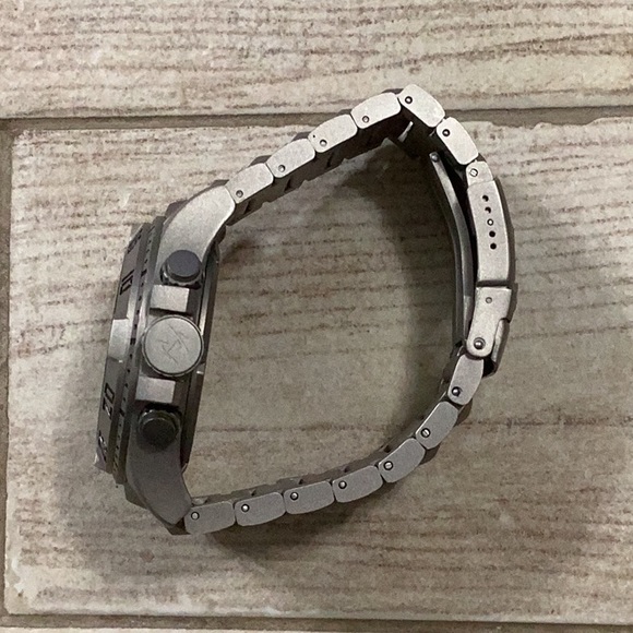 Men’s Invicta Watch - Picture 3 of 6